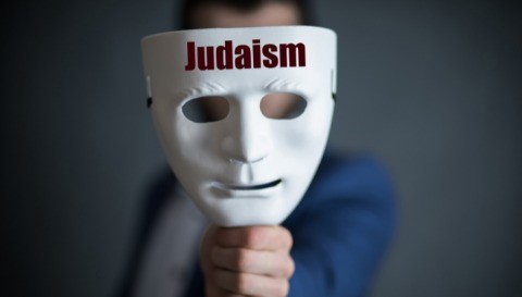 Missionaries Masquerade Christianity in the Guise of Judaism